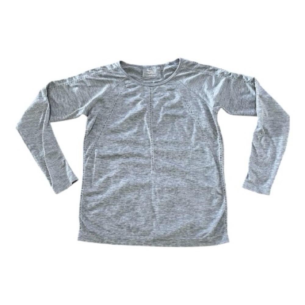 #104 Athleta gray long sleeve tee, size M